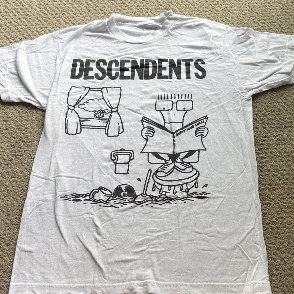Descendents “Everything Sucks” Graphic Tee – White, Size Medium